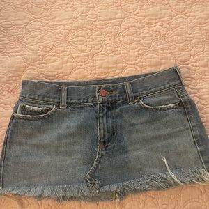 SEXY JEANS SKIRT BY HOLLISTER - 1 petite